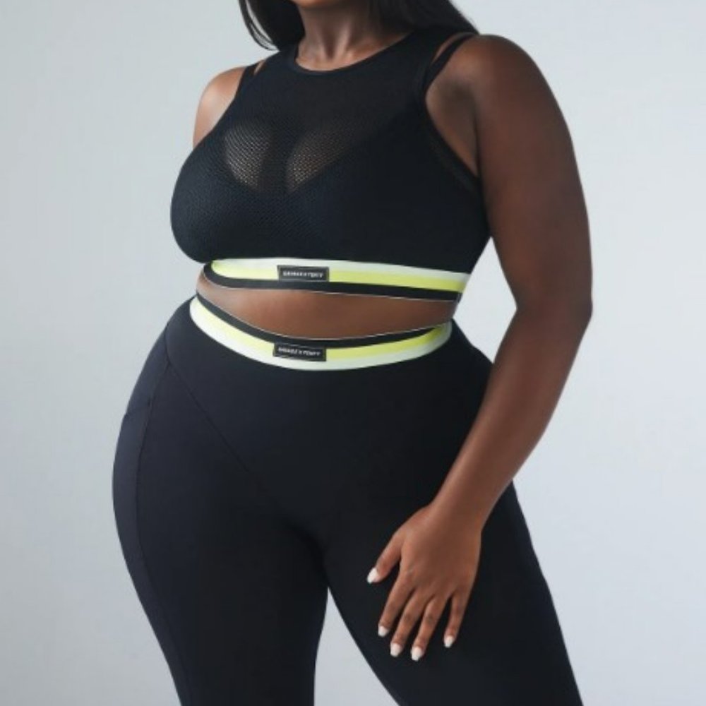 Savage X Fenty Pin-Up Leggings and Bra Set
